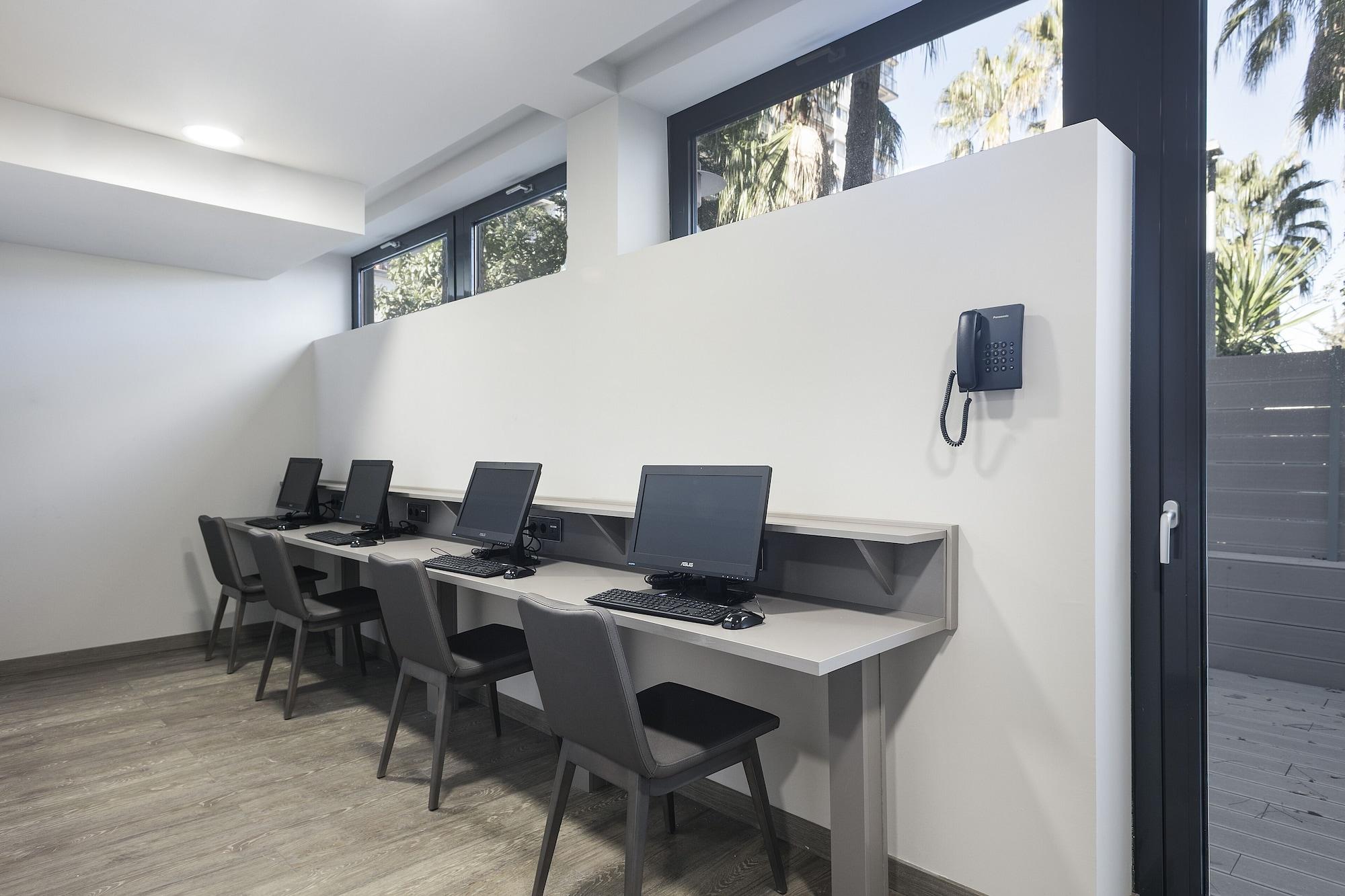 Upper Diagonal Hotel Barcelona Exterior photo
